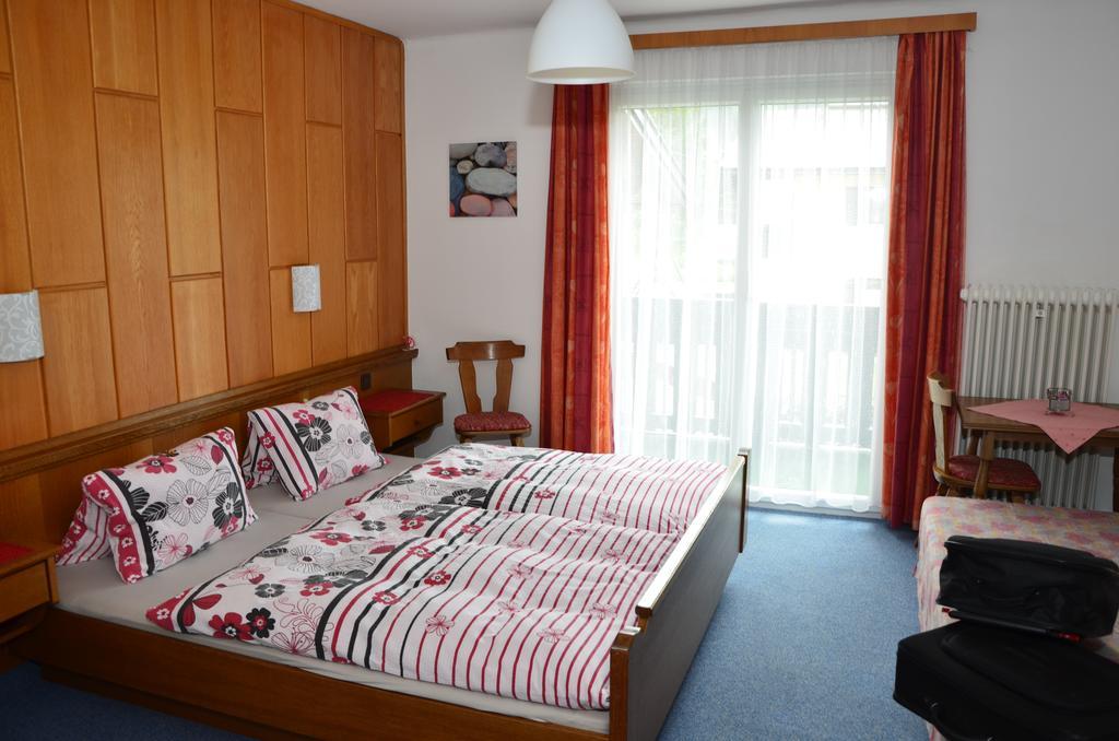 Haus Dachstein Schnitzer Ξενοδοχείο Eben Im Pongau Δωμάτιο φωτογραφία
