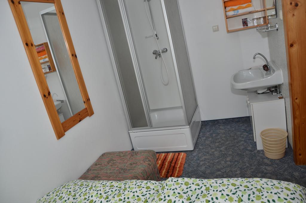 Haus Dachstein Schnitzer Ξενοδοχείο Eben Im Pongau Δωμάτιο φωτογραφία