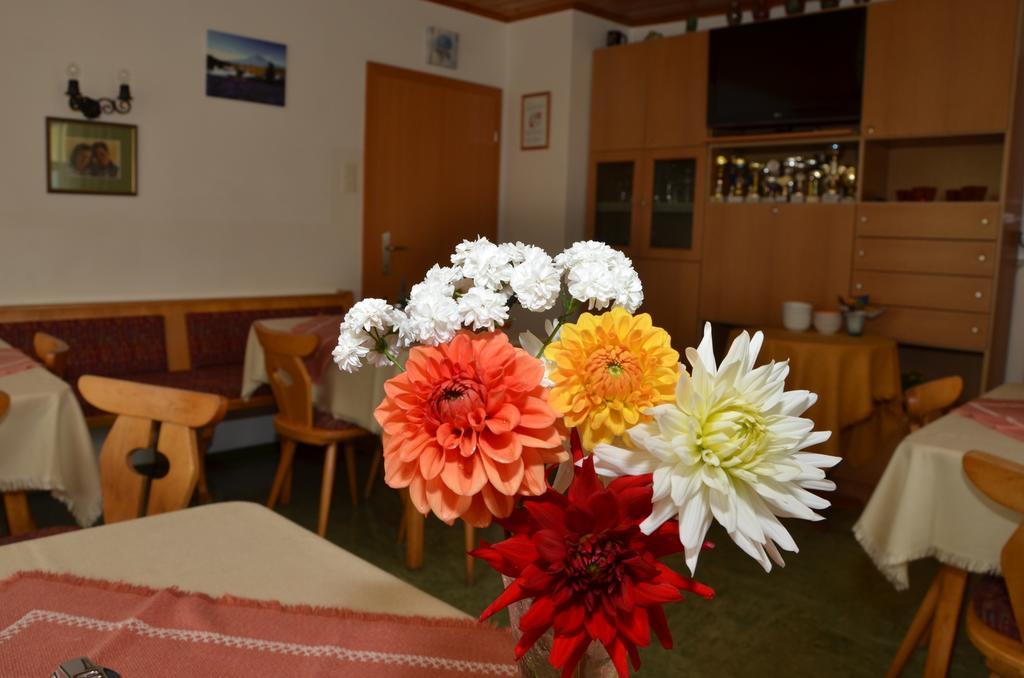 Haus Dachstein Schnitzer Ξενοδοχείο Eben Im Pongau Εξωτερικό φωτογραφία