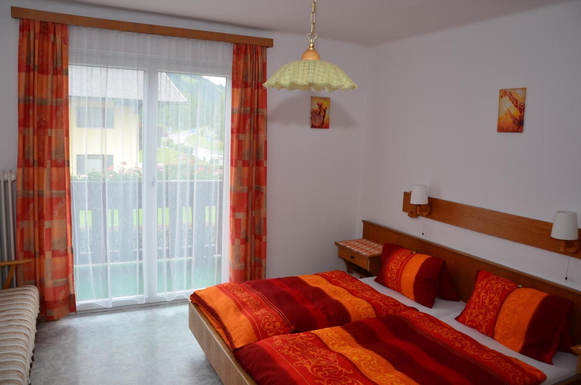 Haus Dachstein Schnitzer Ξενοδοχείο Eben Im Pongau Δωμάτιο φωτογραφία